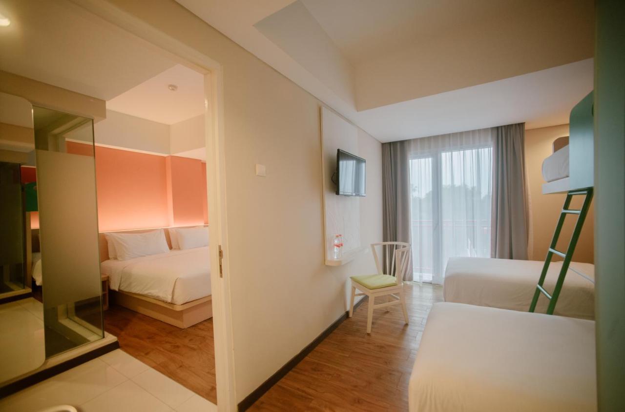 The Bountie Hotel And Convention Centre Сукабуми Екстериор снимка